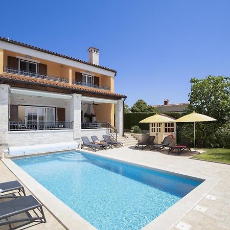 Ferienhaus In Pomer Mit Privatem Beheizten Pool Und Meerblick Екстериор снимка