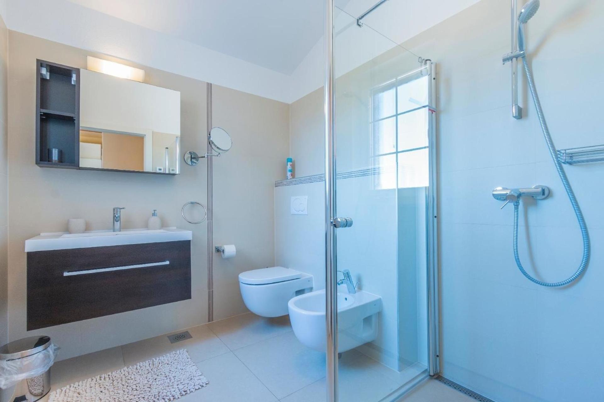 Ferienhaus In Pomer Mit Privatem Beheizten Pool Und Meerblick Екстериор снимка